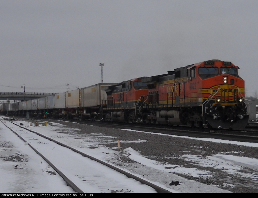 BNSF 4822 East